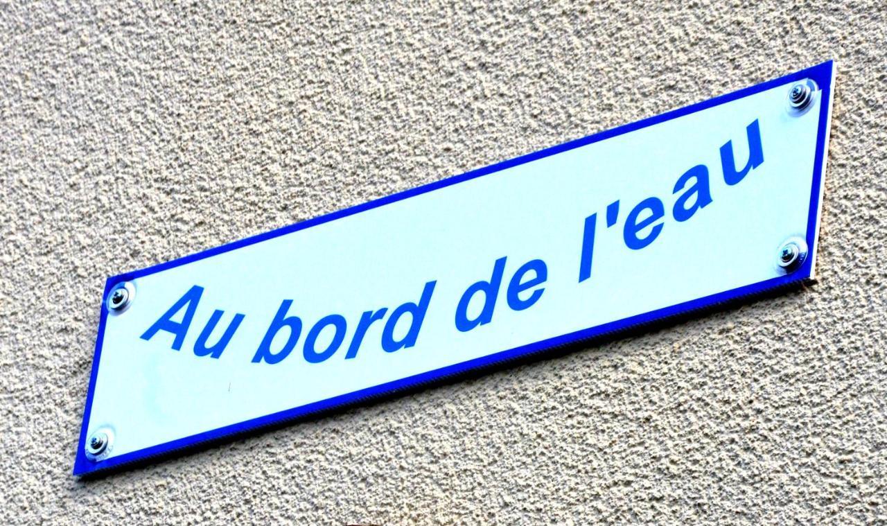 Gîte AU BORD DE L'EAU jusqu'à 8 personnes Chambon-sur-Voueize Extérieur photo